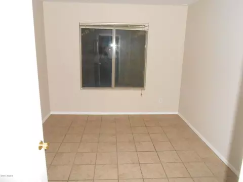 913 E Mohave Ln, Apache Junction, AZ 85119 photo 5