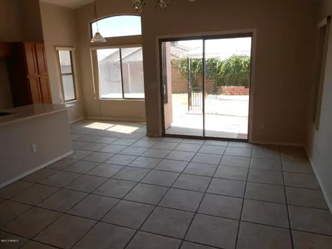 913 E Mohave Ln, Apache Junction, AZ 85119 photo 3