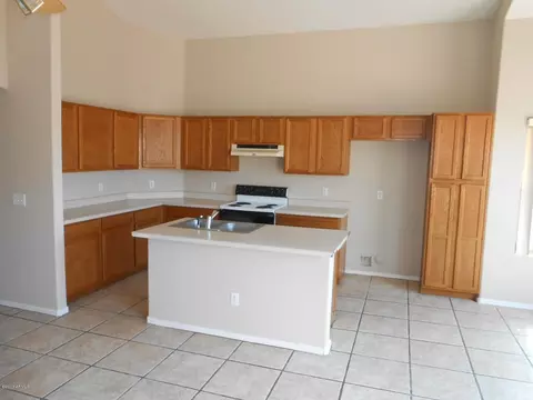 913 E Mohave Ln, Apache Junction, AZ 85119 photo 4