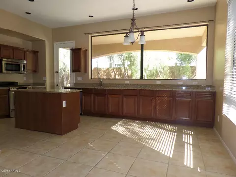 6928 E Scarlet Cir, Mesa, AZ 85207 photo 13