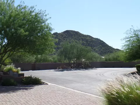 6928 E Scarlet Cir, Mesa, AZ 85207 photo 4
