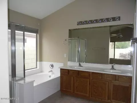 3951 E Ironhorse Rd, Gilbert, AZ 85297 photo 12