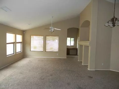 3951 E Ironhorse Rd, Gilbert, AZ 85297 photo 2