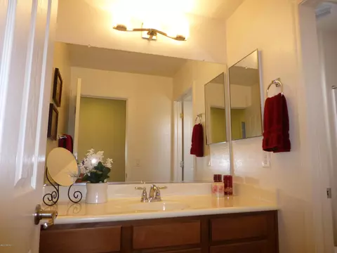 2097 S Colt Dr, Gilbert, AZ 85295 photo 32