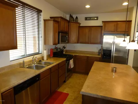 2097 S Colt Dr, Gilbert, AZ 85295 photo 12