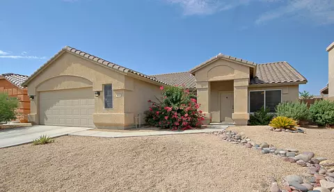 912 E Harwell Rd, Phoenix, AZ 85042 photo 1
