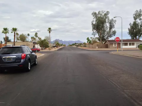802 N 96th St, Mesa, AZ 85207 photo 2
