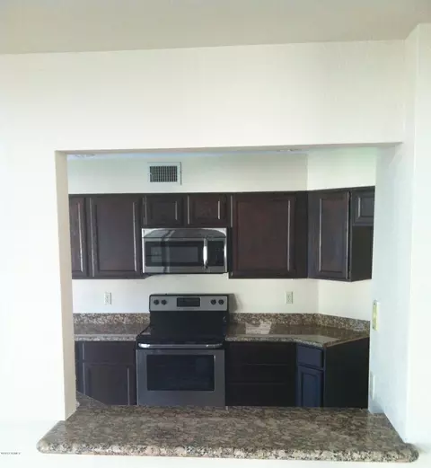 3521 E South Fork Dr, Phoenix, AZ 85044 photo 9