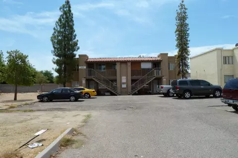 2717 E Beck Ln, Phoenix, AZ 85032 photo 3