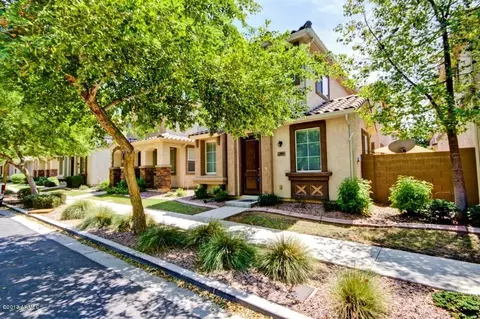 10041 E Impala Ave, Mesa, AZ 85209 photo 1