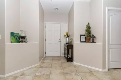 4137 E County Down Dr, Chandler, AZ 85249 photo 4