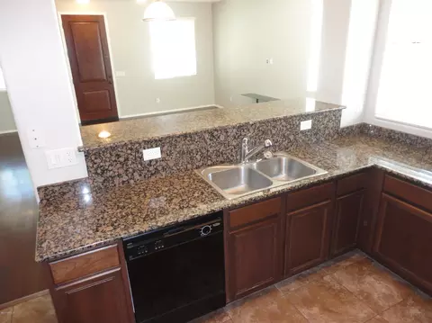 2188 S Heron Ln, Gilbert, AZ 85295 photo 9