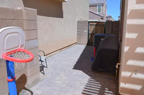1748 S Martingale Rd, Gilbert, AZ 85295 photo 27