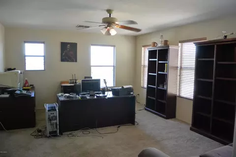 121 E Milada Dr, Phoenix, AZ 85042 photo 13