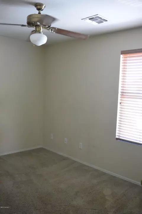 121 E Milada Dr, Phoenix, AZ 85042 photo 22