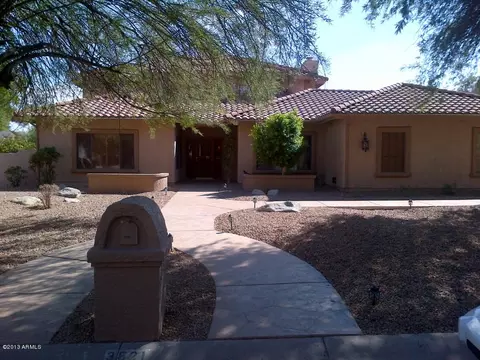3521 E Suncrest Ct, Phoenix, AZ 85044 photo 2