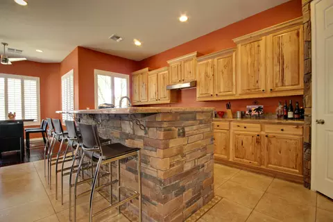 3665 E Adobe Dr, Phoenix, AZ 85050 photo 8
