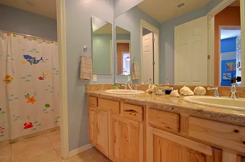 3665 E Adobe Dr, Phoenix, AZ 85050 photo 21