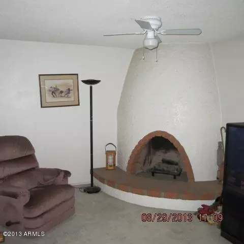 412 E Brook Hollow Dr, Phoenix, AZ 85022 photo 4