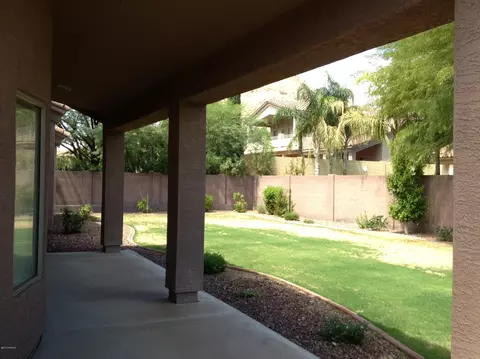 1928 Everett Dr, Phoenix, AZ 85022 photo 4