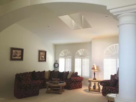 1928 Everett Dr, Phoenix, AZ 85022 photo 8