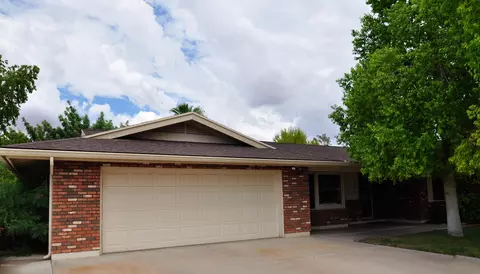 2244 E Jacaranda St, Mesa, AZ 85213 photo 2