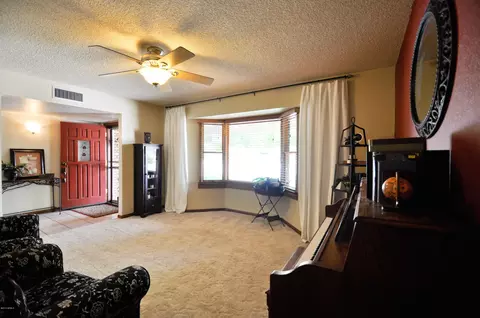 2244 E Jacaranda St, Mesa, AZ 85213 photo 6