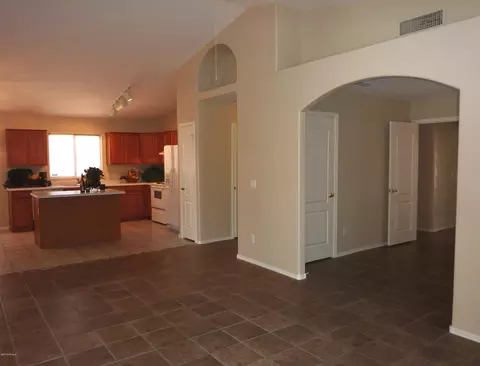 910 E Montoya Ln, Phoenix, AZ 85024 photo 5