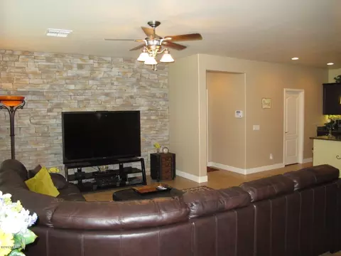 3493 E Betsy Ln, Gilbert, AZ 85296 photo 5