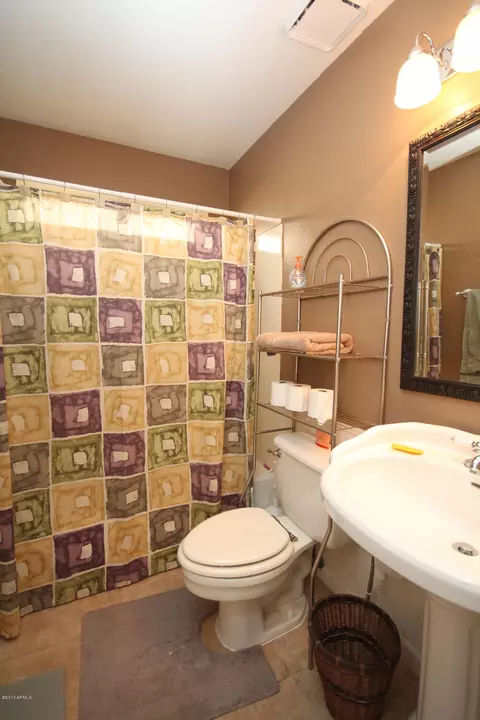 2304 E Kelton Ln, Phoenix, AZ 85022 photo 8