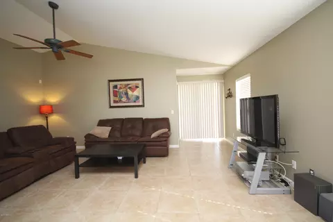 2304 E Kelton Ln, Phoenix, AZ 85022 photo 4