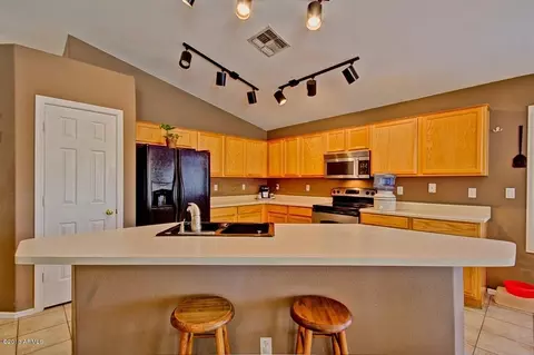 7661 E Posada Ave, Mesa, AZ 85212 photo 4