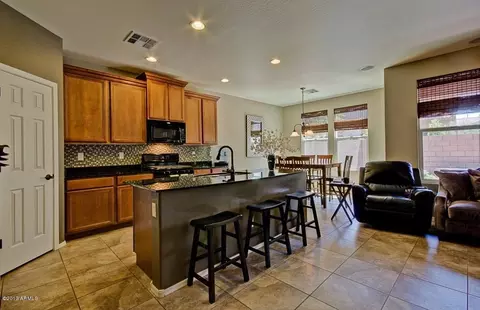 3451 E Amber Ln, Gilbert, AZ 85296 photo 11