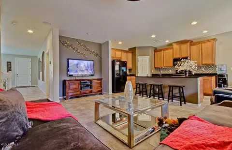 3451 E Amber Ln, Gilbert, AZ 85296 photo 9