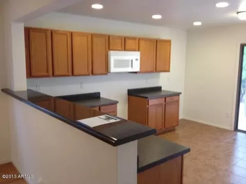205 E Milada Dr, Phoenix, AZ 85042 photo 8