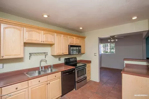1119 E Lawrence Rd, Phoenix, AZ 85014 photo 12