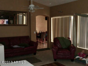 1008 W Cooley Dr, Gilbert, AZ 85233 photo 2