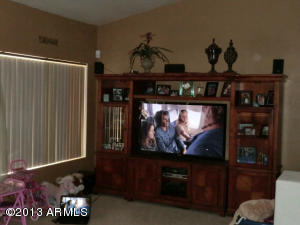1008 W Cooley Dr, Gilbert, AZ 85233 photo 3