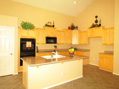 3554 E Derringer Way, Gilbert, AZ 85297 photo 7