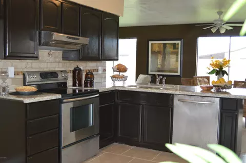 3747 E Dahlia Dr, Phoenix, AZ 85032 photo 9