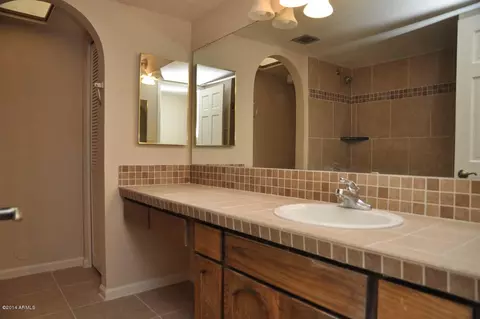 824 E Beck Ln, Phoenix, AZ 85022 photo 24
