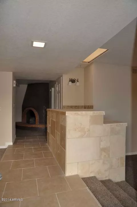824 E Beck Ln, Phoenix, AZ 85022 photo 3