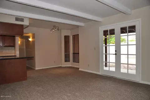824 E Beck Ln, Phoenix, AZ 85022 photo 9