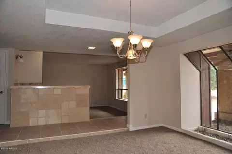 824 E Beck Ln, Phoenix, AZ 85022 photo 8
