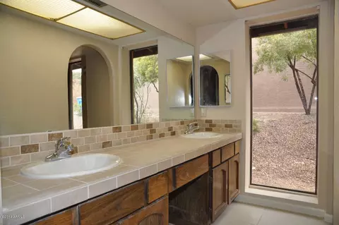 824 E Beck Ln, Phoenix, AZ 85022 photo 20