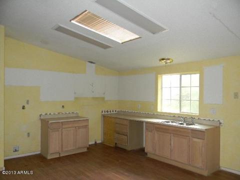 889 E 2nd Ave, Apache Junction, AZ 85119 photo 8