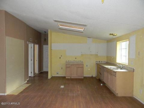 889 E 2nd Ave, Apache Junction, AZ 85119 photo 7