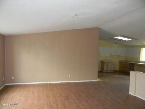 889 E 2nd Ave, Apache Junction, AZ 85119 photo 4
