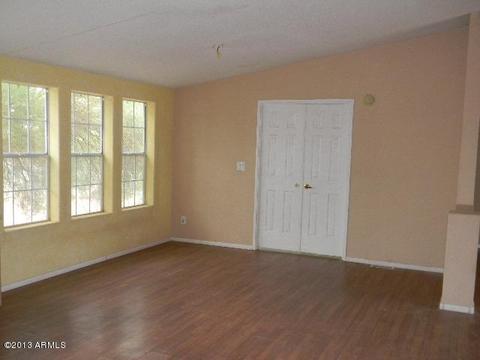 889 E 2nd Ave, Apache Junction, AZ 85119 photo 5