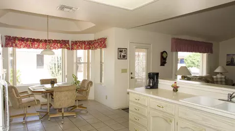 8206 E Navarro Ave, Mesa, AZ 85209 photo 5